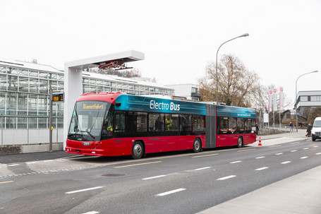 E-Gelenkbus Bernmobil